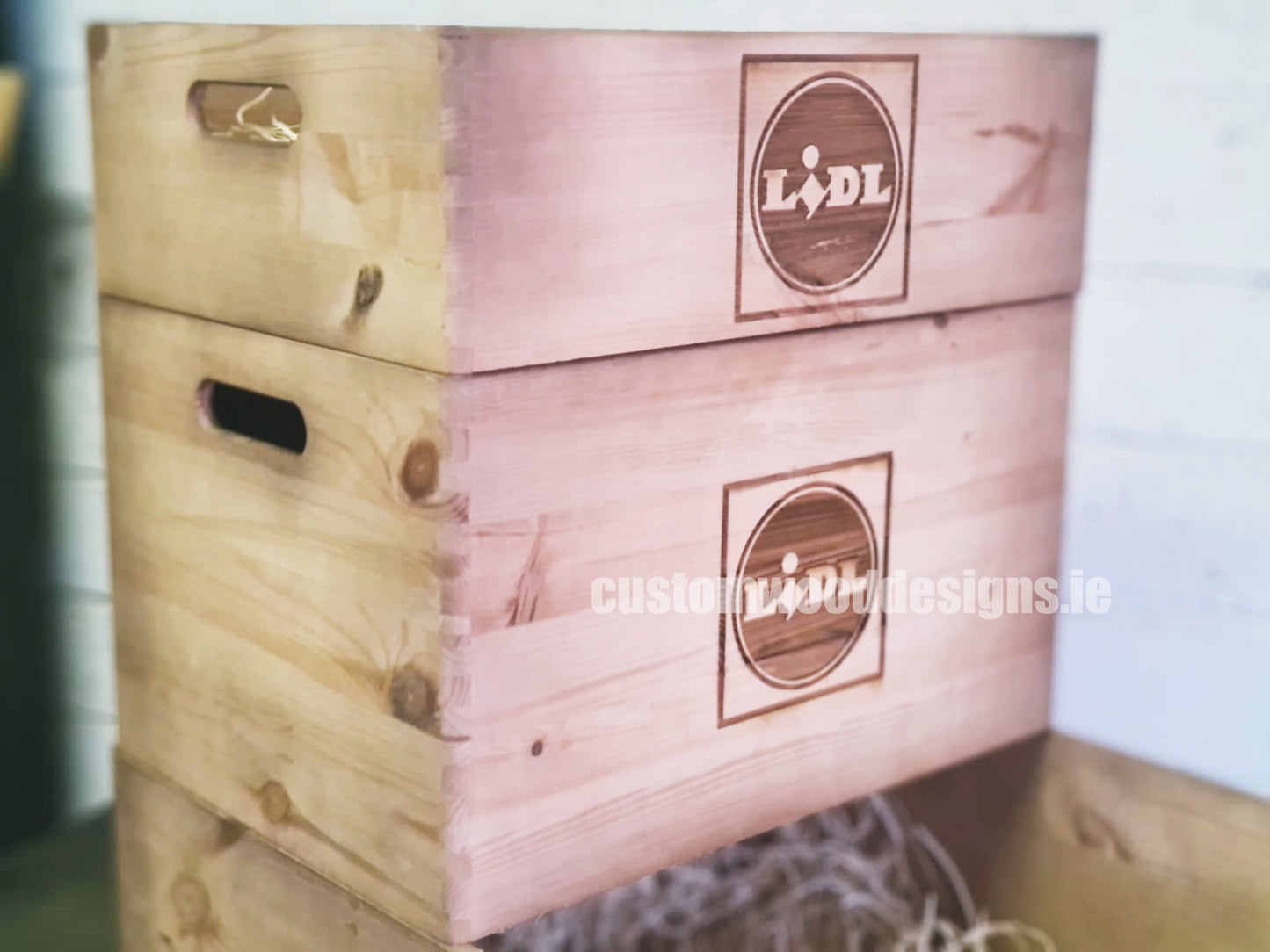 HighFive Pine Wood Box 40 X 30 X 23 cm OB5 Box with Handle pin bedroom deco box room deco wood wooden CUCF3C_1_8b87d7fd-d72c-44d0-a79a-f8fd76716811