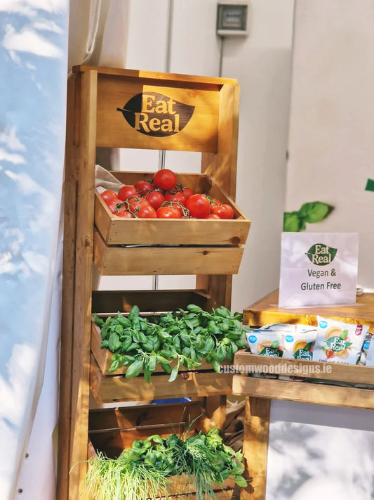 Building a Beverage Display Kit: Bottles, Baskets and Point-of-Sale Together