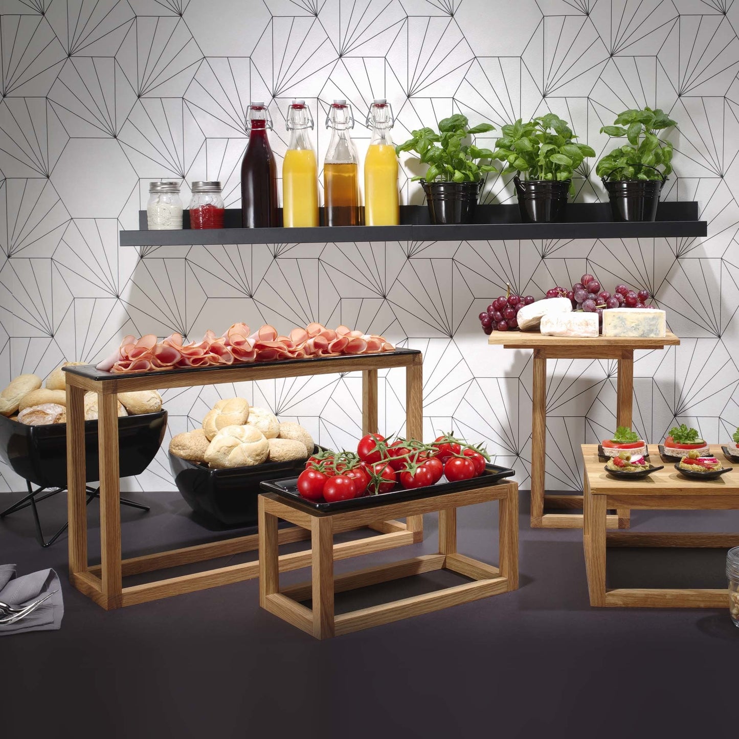 Madeira black tray base for GN 1/1 tray by Fine Dine, showing sturdy black frame with smooth edges on a clean surface.