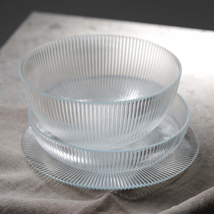 Fine Dine Aura cake stand with cover, 320mm diameter and 230mm height, showcasing a stylish glass cake display with lid.