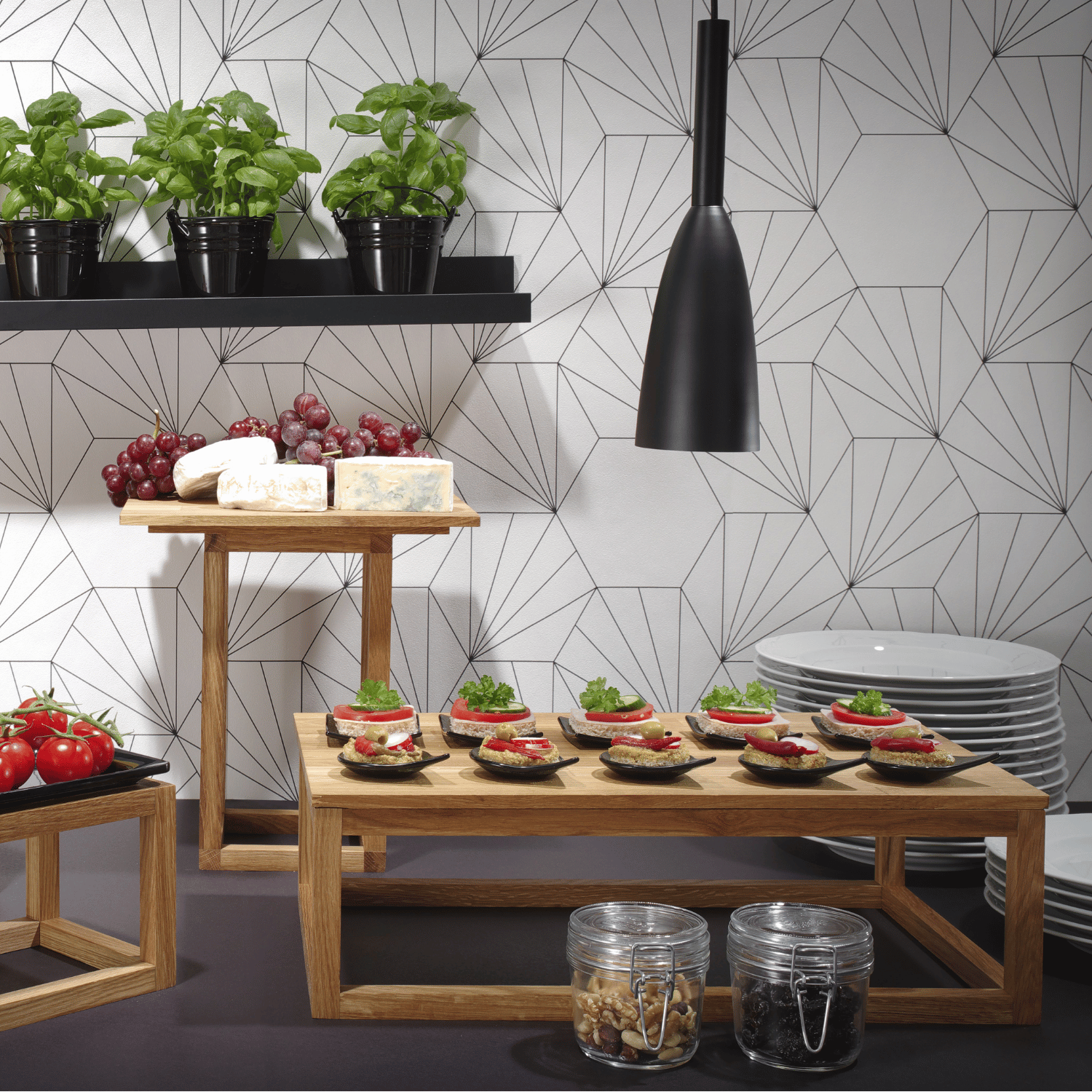 Vetro fingerfood square black glass dish, 80x80mm - CWDdisplays