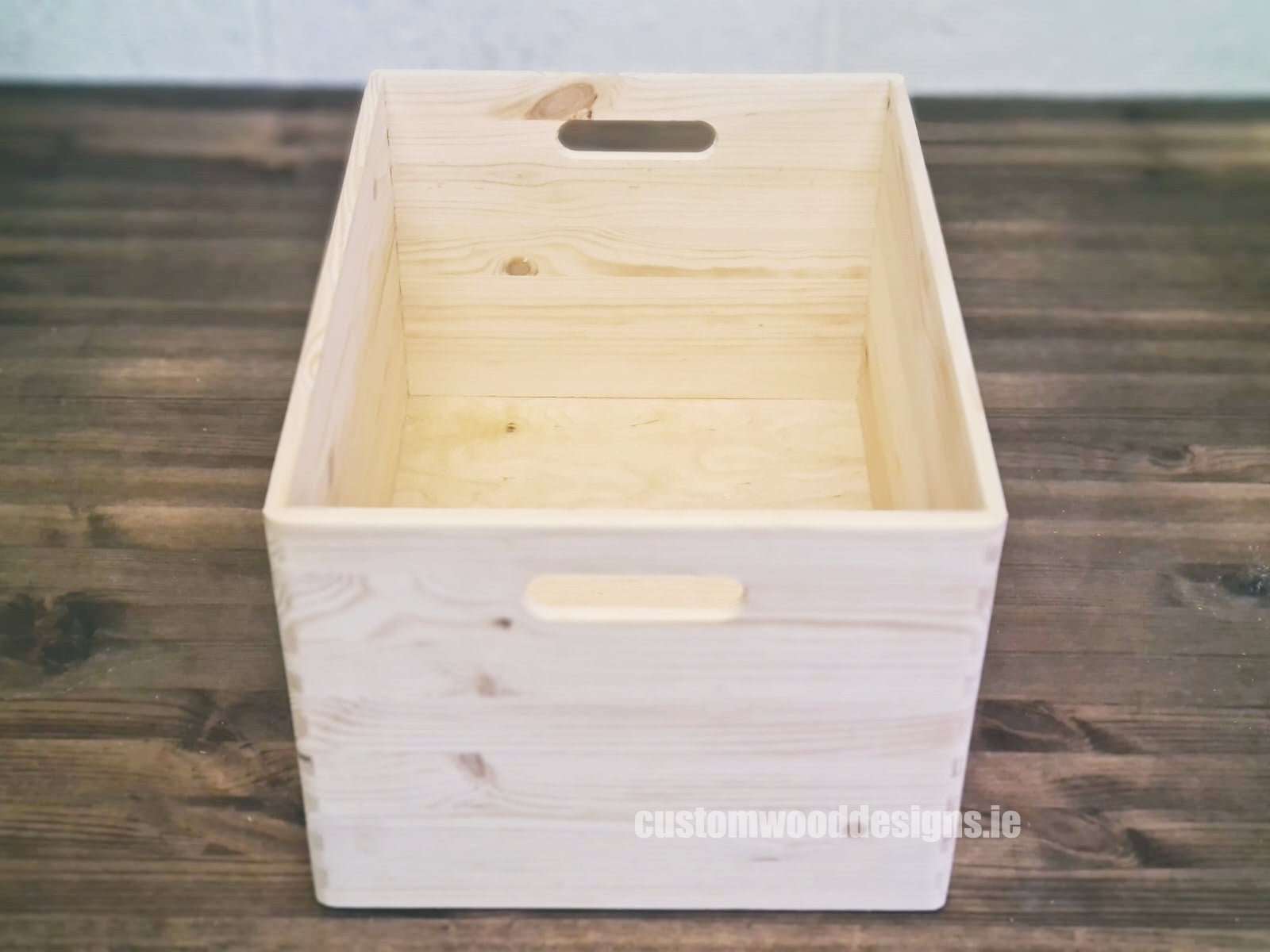 HighFive Pine Wood Box 40 X 30 X 23 cm OB5 Box with Handle pin bedroom deco box room deco wood wooden highfive-pine-wood-box-40-x-30-x-23-cm-ob5custom-wood-designsbox-with-handle-897074_d70e01d9-939c-4d32-b3c4-0ef8b959c83e